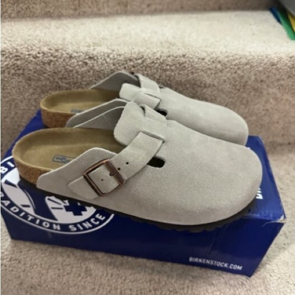 Birkenstock Boston Clog Suede Sandal Taupe - Picture 1 of 7